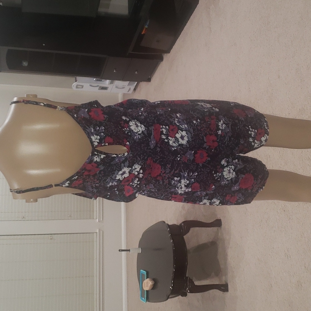 HYPE l artsy floral display flowy spaghettistrap romper double keyhole airy - Picture 5 of 8